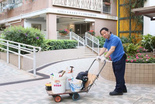 Ideas come to Kwok every day when he’s pushing his tool cart around as he observes his surroundings with a sharp eye.